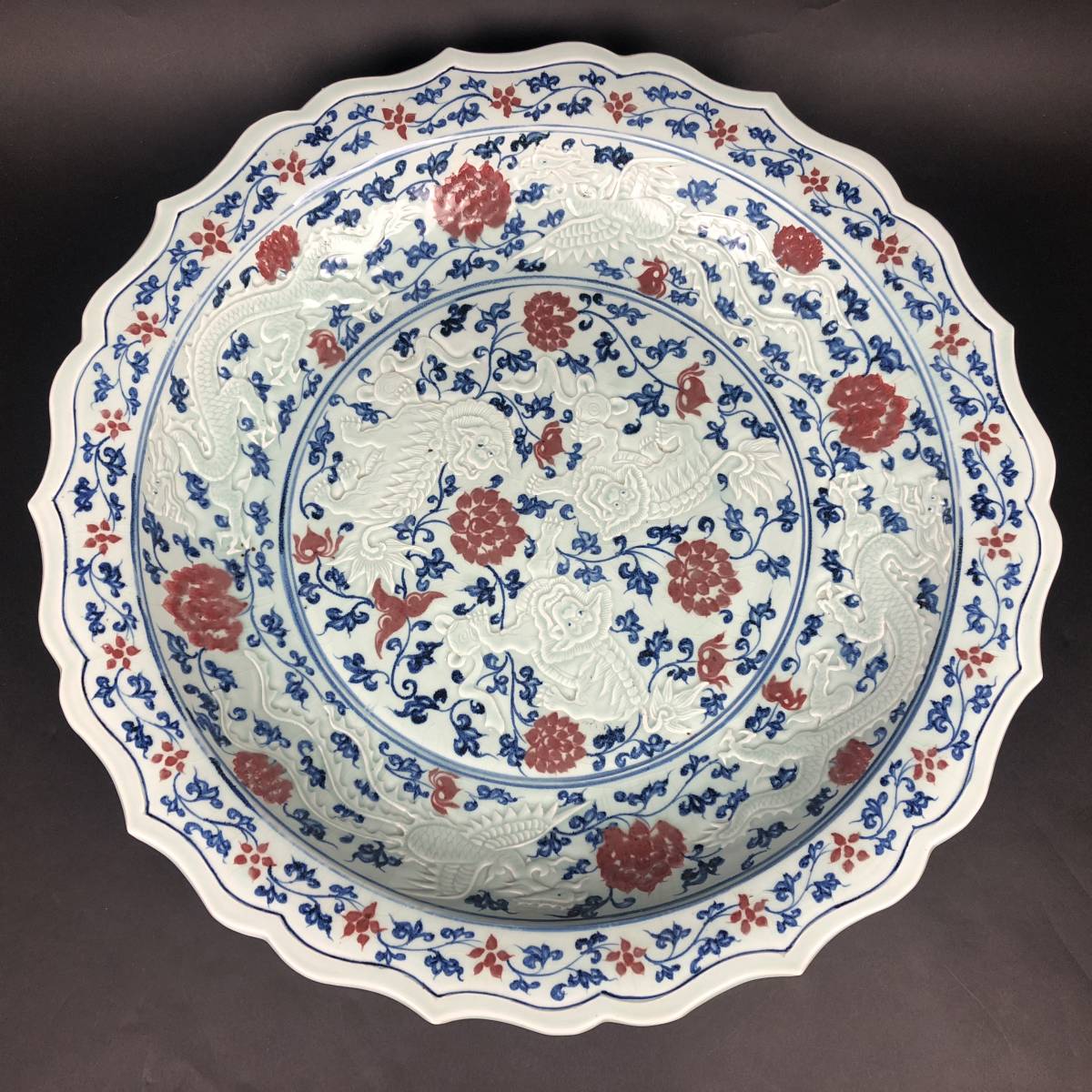 大皿 大鉢 飾皿 花龍鳳凰草花文 龍 鳳凰 特大 直径約64.8cm 骨董 美術
