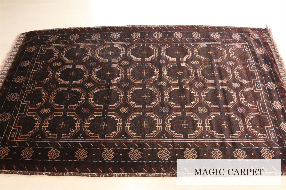 【Vintage rug】ザーヘダーン産｜189 × 114cm｜バルーチ族 ザッカンの芸術作品 | アフガニスタン産 バルーチ族作 0 手織り絨毯