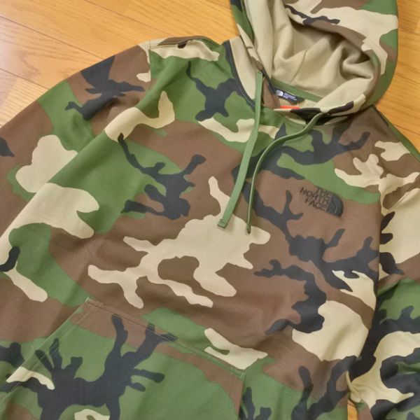 M★ 大人なカモフラに夢中になりそう♪？ THE NORTH FACE ノースフェイス プルオーバー カモフラージュ柄　スウェット パーカー