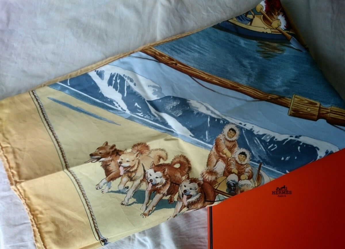HERMES エルメス カレ90 シルク 大判スカーフ 箱あり GRONLAND
