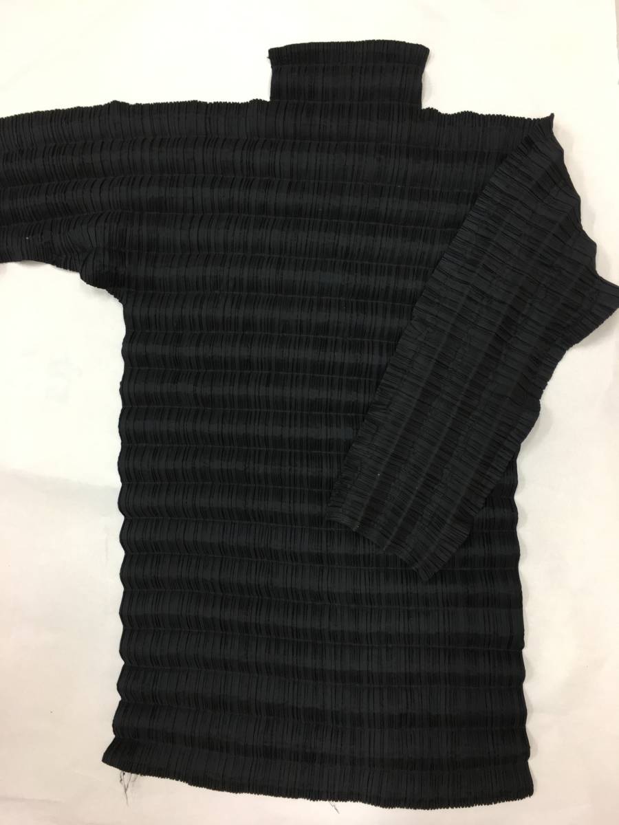 ☆ISSEY MIYAKE プリーツプリーズ 黒 変形プリーツ