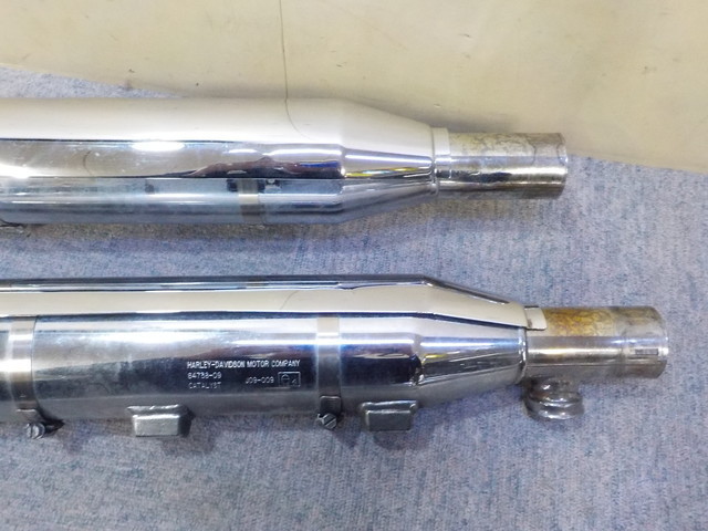 り D○○ハーレーダビッドソンXL883Nスポーツスター純正マフラー
