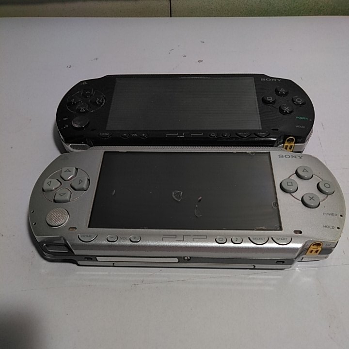 ☆美品☆PSVITA☆おまけPSP☆ソフト☆ 【公式通販】