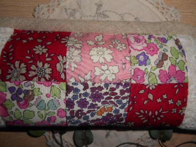 ハンドメイド　リバティパッチワーク　眼鏡ケース　縦型　ピンク_3