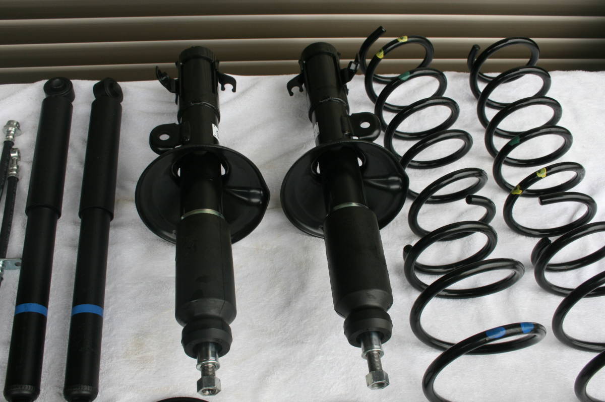 エブリィ DA17V 純正サスペンションキット 新車外し DA17V 純正 サスペンション サスキット 新車外し エブリィ 【公式通販】