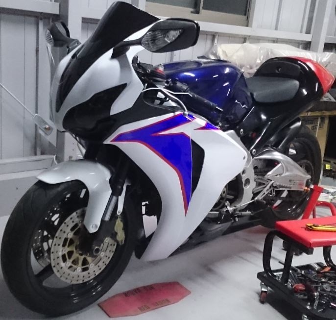 アプリリアrs250後期　cbr1000rr sc59前期フェイス　ワンオフ　スガヤチャンバー　書類あり