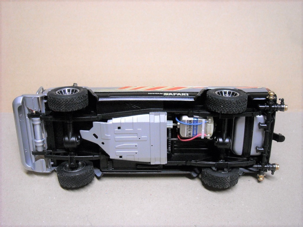 西部警察 1⁄24 アオシマ アオシマ1⁄24 西部警察サファリ レアな初版 