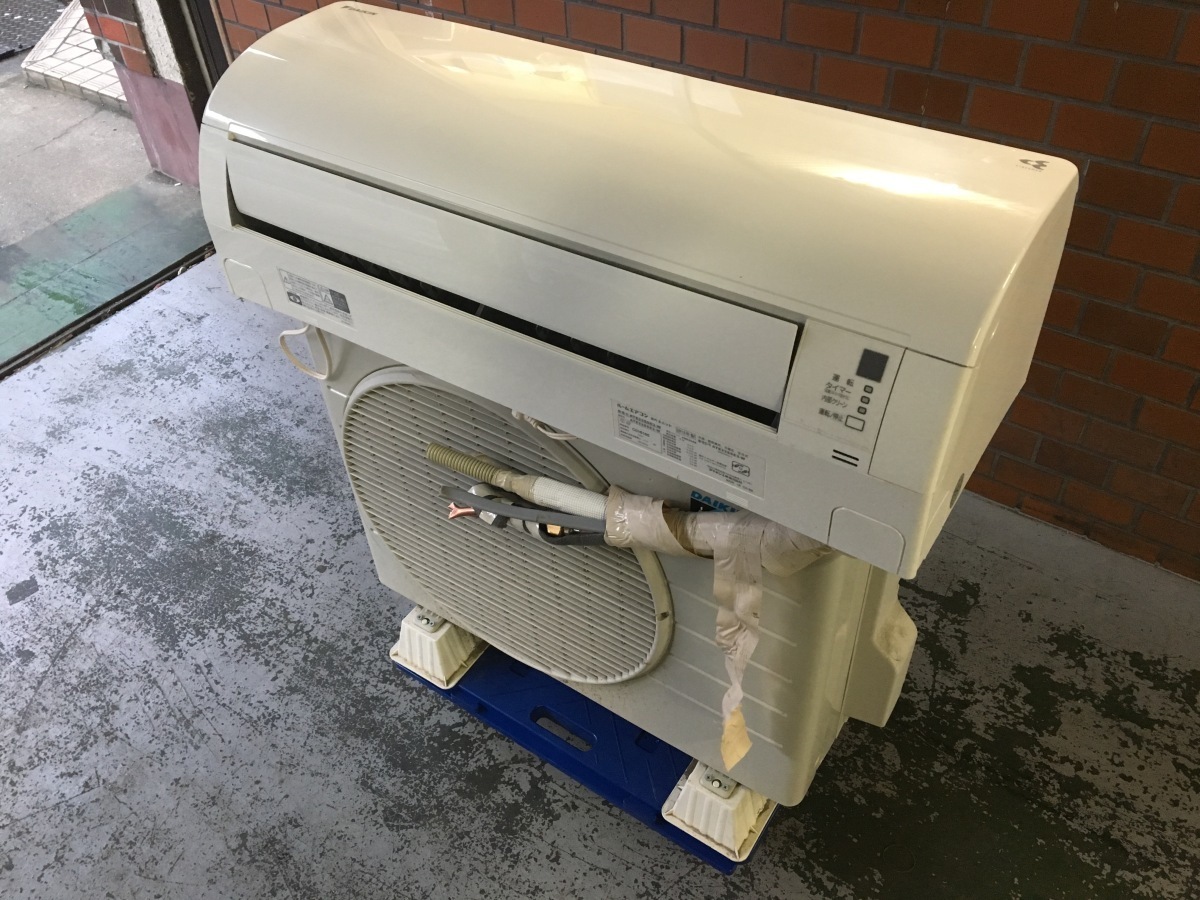 DAIKIN ルームエアコン ATE22SSE3 2015年 8畳用 大阪市内 引取歓迎 