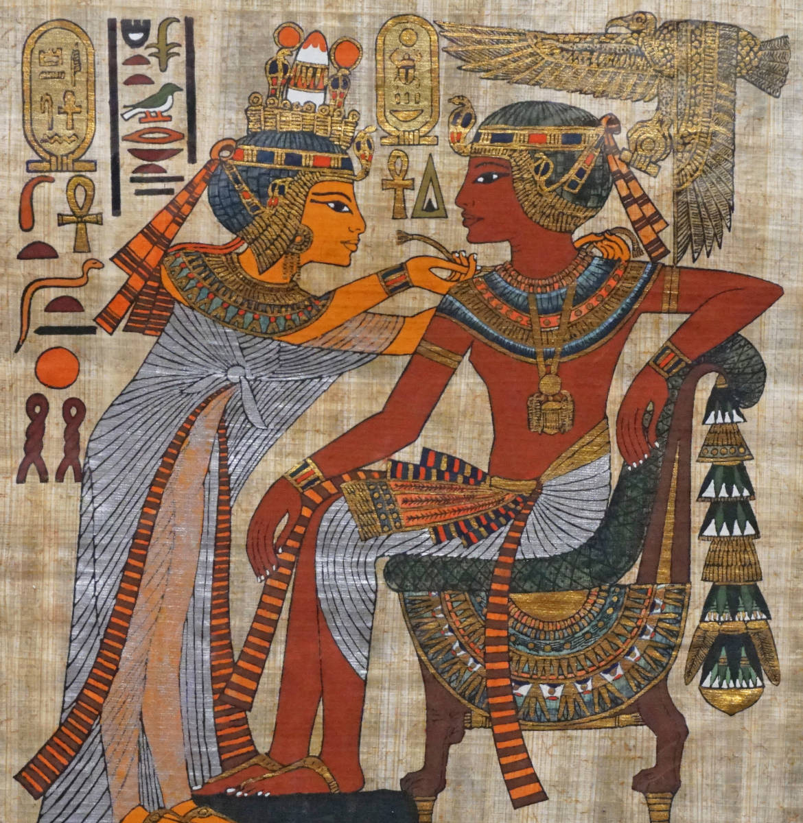 ツタンカーメン夫妻が描かれた黄金の玉座『エジプト神話の図象学 