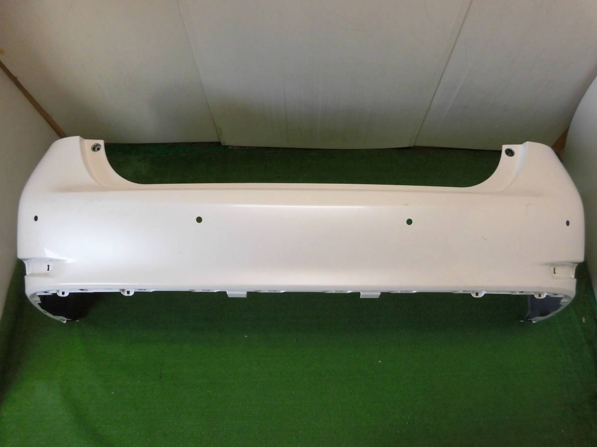 激安大特価，新品 レクサス GS GRL10 GWL10 GRL15 純正 リアバンパー 52159-30620 279-06(リア)｜売買されたオークション情報、yahooの商品情報をアーカイブ公開 - オークファン レクサス用