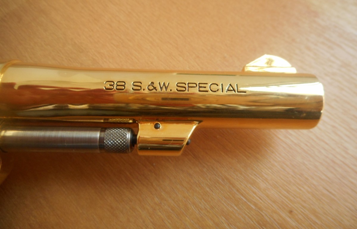 パイソン357マグナム4インチ☆国際産業⁄コクサイ、SMG規格合法 【☆88-11-