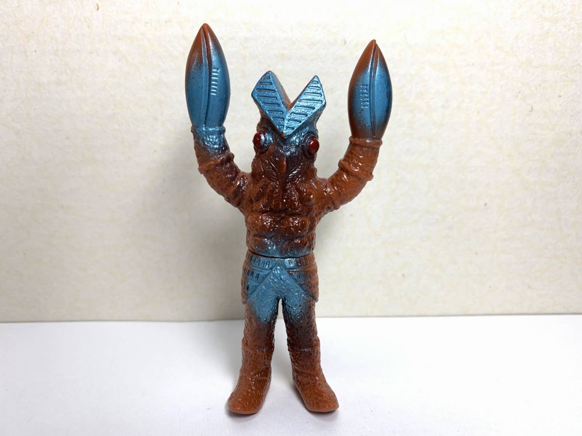 ポピー　バルタン星人　ミニソフビ 当時物　希少品　メタリック　キングザウルス バルタン星人 ポピー キングザウルス ウルトラマン 当時物 バルタン