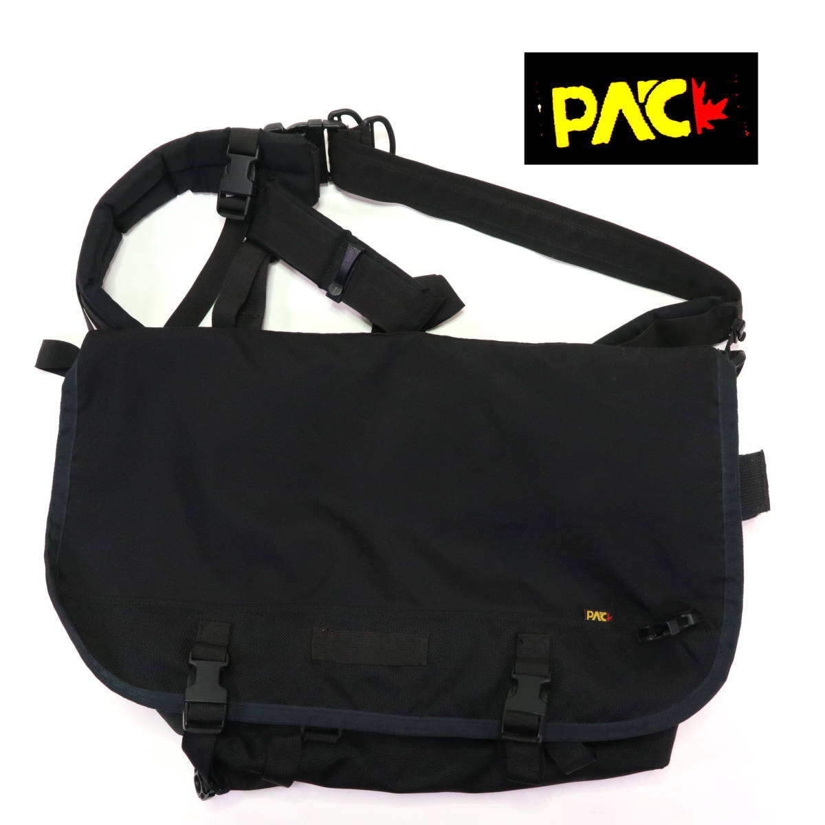 使用感あり・PAC『 メッセンジャーバッグ 』カナダ製・PAC DESIGNS ショルダーバッグ・パックデザイン