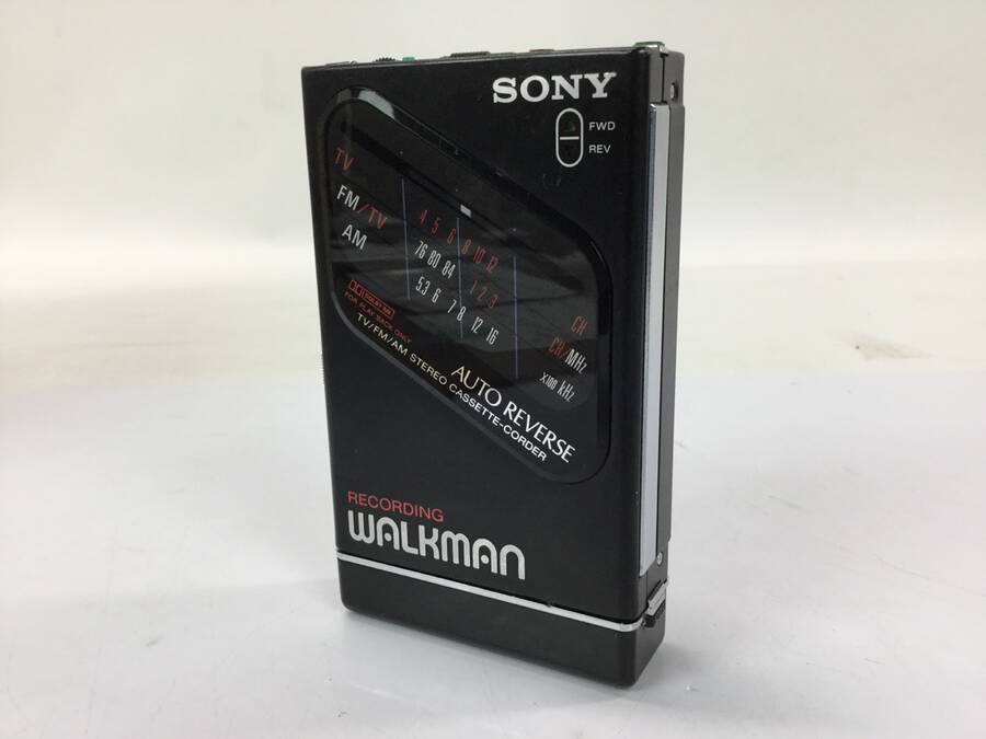 ウォークマンWM-F203 ラジオ、録音、オートリバース付き【ジャンク