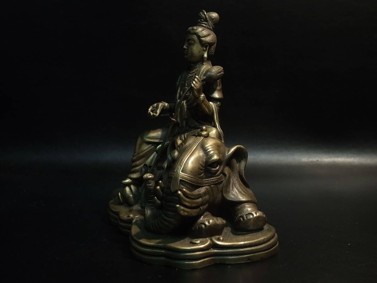 | 中村駿 普賢菩薩像 仏像 普賢菩薩 仏像普賢菩薩騎象像 作 仏像ワールド 坐像 普賢菩薩が白象に乗っている仏像「普賢菩薩騎象像」が1&frasl;10サイズ 販売 象台坐 柘植 普賢菩薩騎象像 仏像や木彫り・縁起物などの販売・通販 文化遺産オンライン