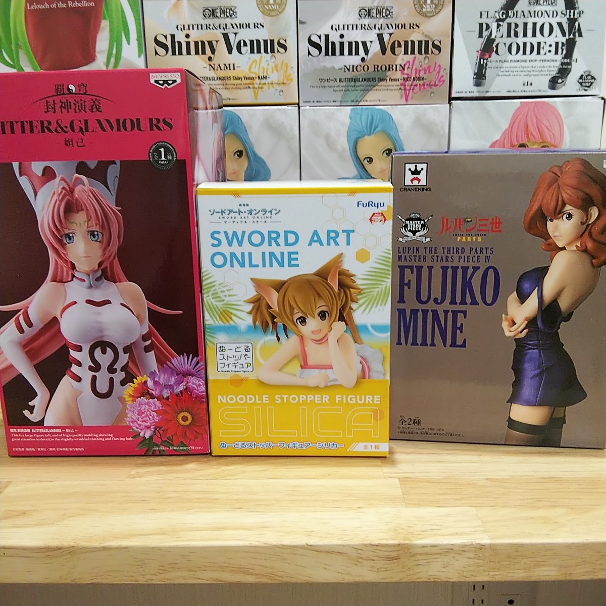 新品 未開封 フィギュアまとめ売り14点 ワンピース7点 他