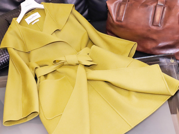 Max Mara（ガウンコート）のフリマアイテム一覧 ☆新品同様☆マックス