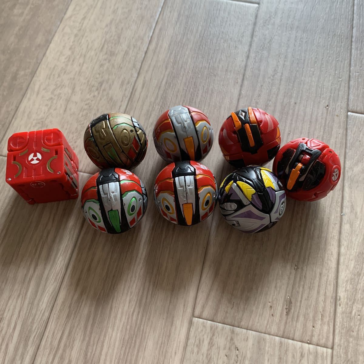 爆丸 MK2 Helios Bakugan 公式通販 - やっと、初代の象徴的な爆丸の