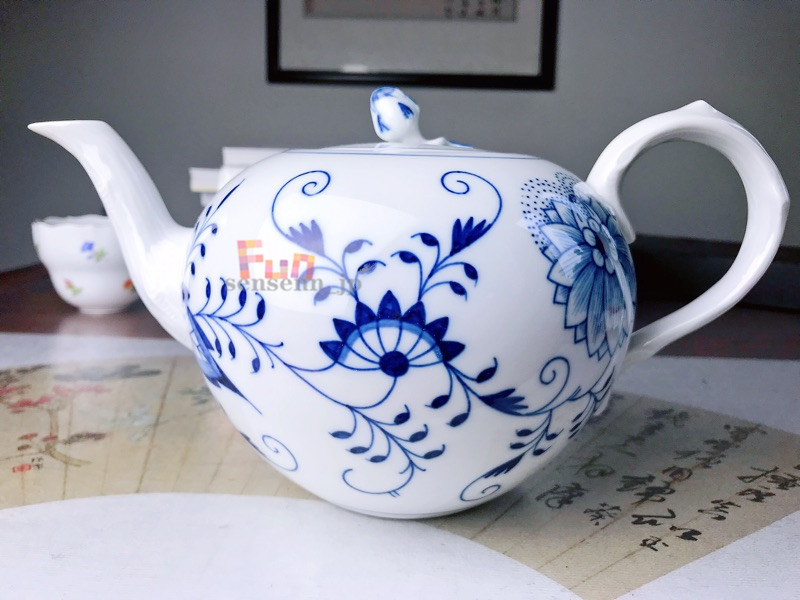 西洋磁器収蔵品◆ドイツ製　meissenマイセン　ブルーオニオンシリーズ　手描き　急須　容量：1.25リットル