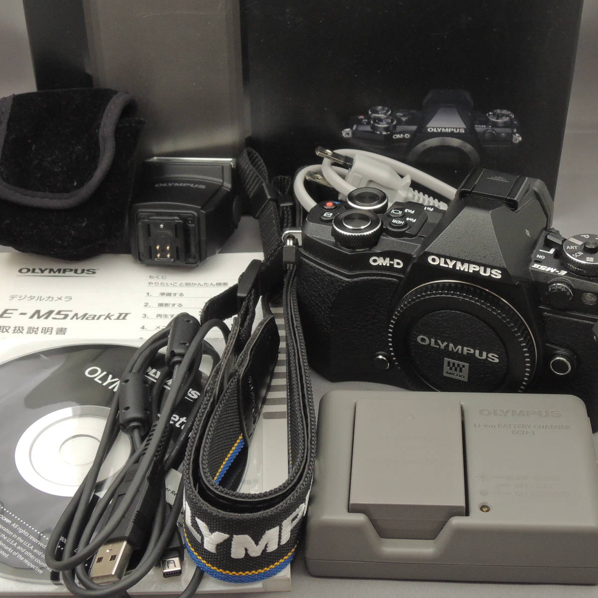 E-M5 II Mark オリンパス OM-D SYSTEM ボディ - OM-5 OM レビュー｜堅実な