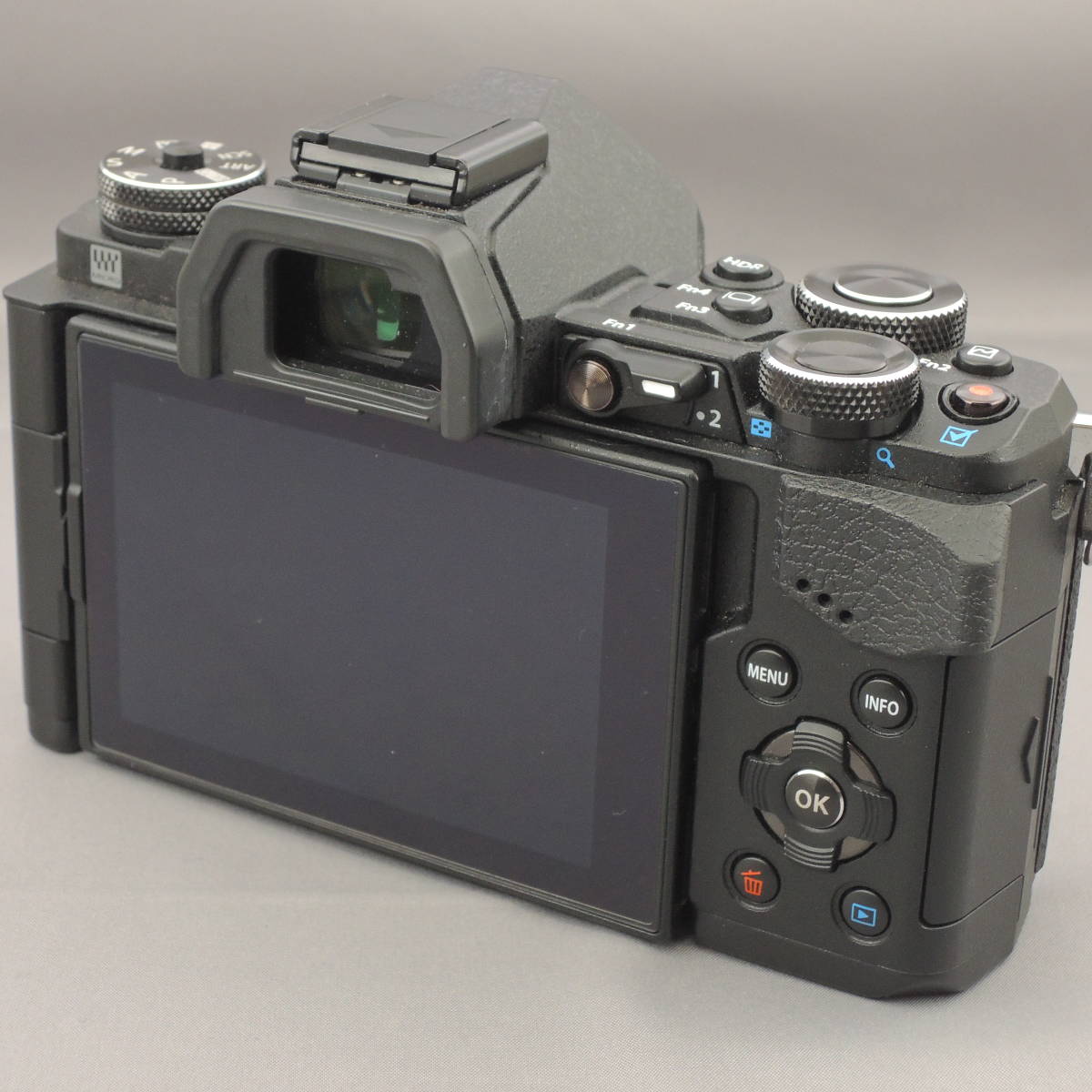 OLYMPUSオリンパス E-M5 MARKII シャッター回数は800回以下☆NO.2597 