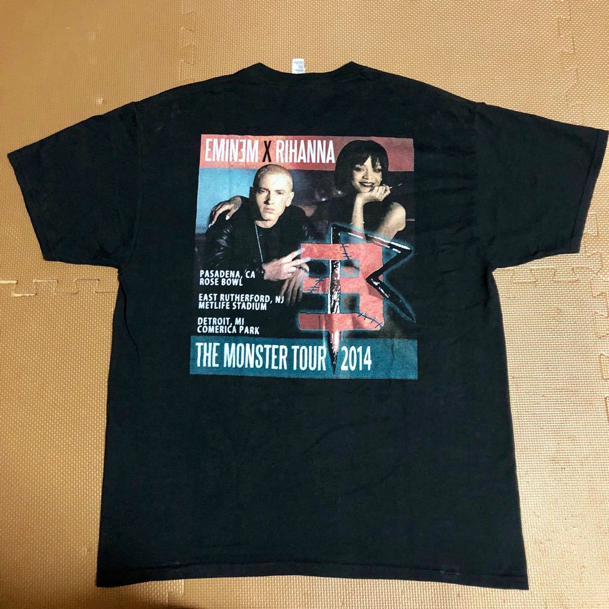 希少 ブート品 EMINEM × RIHANNA Tシャツ ツアー エミネム リアーナ