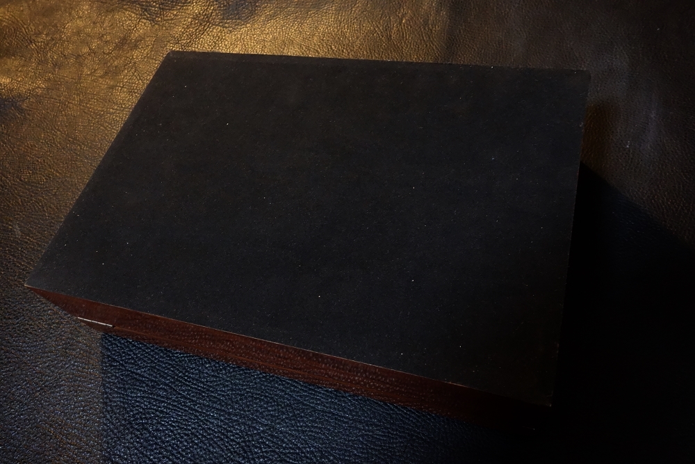 腕時計ケース 高品質本牛革製クッション 木製 10本収納 コレクション ディスプレイ ボックス 黒 ウォッチケース 新品 アンティーク レザー 腕時計ケース 木製 ケース 収納 おしゃれ 時計