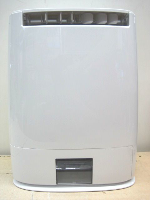 4【中古・美品】Panasonicパナソニック 衣類除湿乾燥機 F-Y60T9 2018
