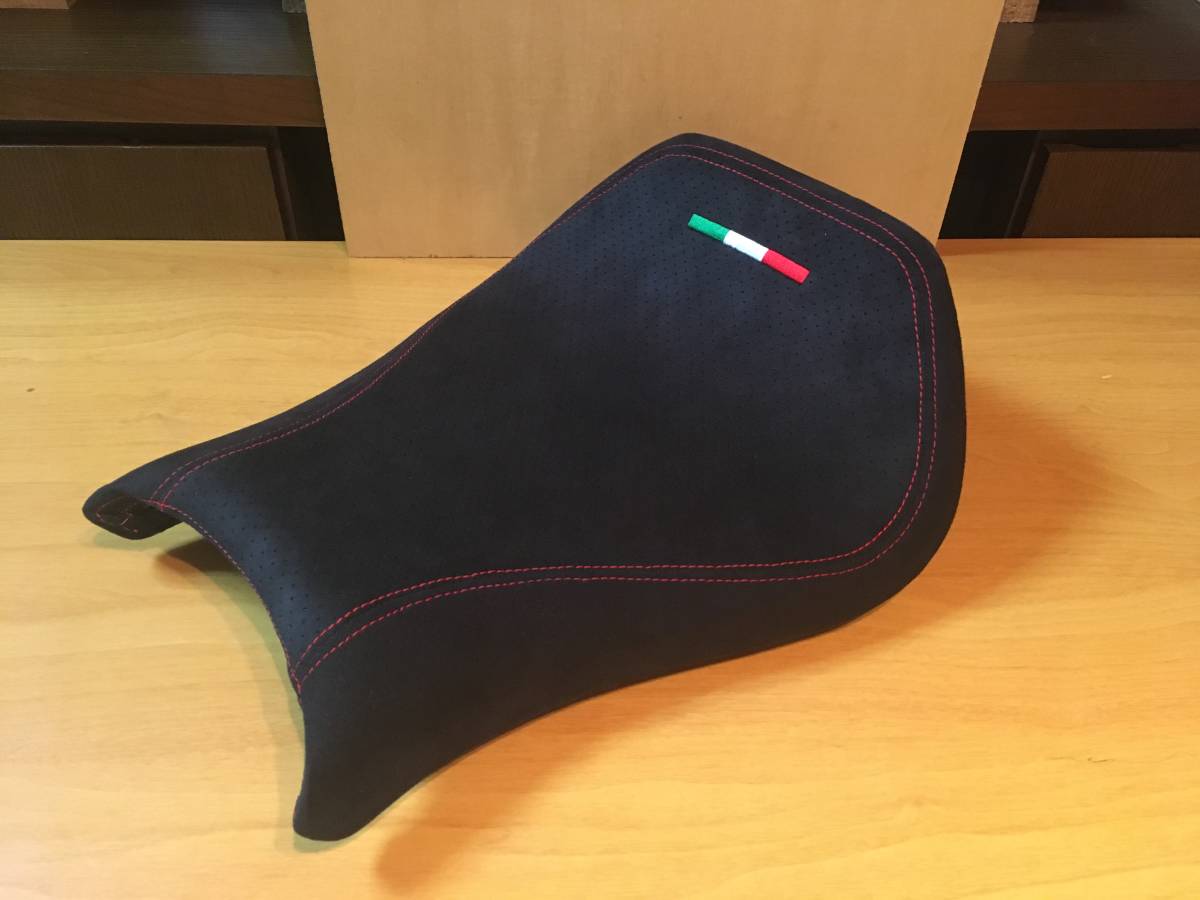 DUCATI アルカンターラシート パンチング 748/916/996/998
