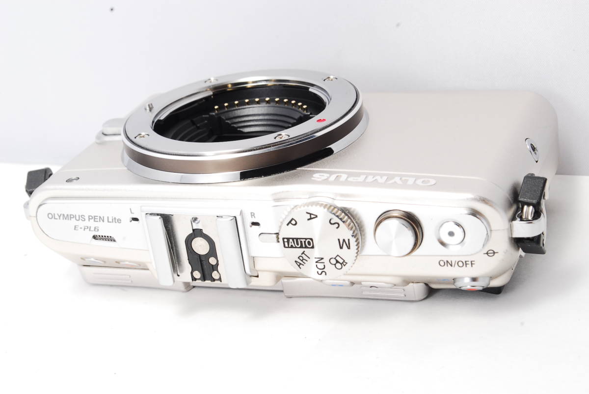 〓レリーズ数たった2959回 非常に綺麗〓OLYMPUS オリンパス E-PL6