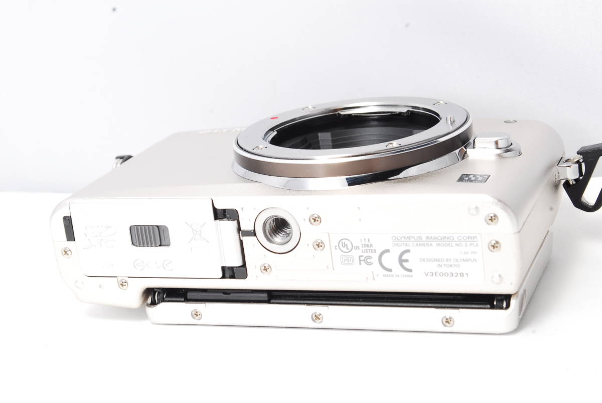 〓レリーズ数たった2959回 非常に綺麗〓OLYMPUS オリンパス E-PL6