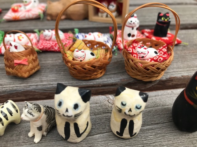 招き猫 木彫り 縁起物 木製 竹根彫刻 招き猫の置物 民芸・縁起物