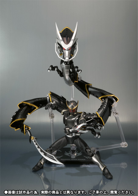 ☆新品 輸送箱未開封 S.H.Figuarts 仮面ライダーリュウガ＆ドラグ 