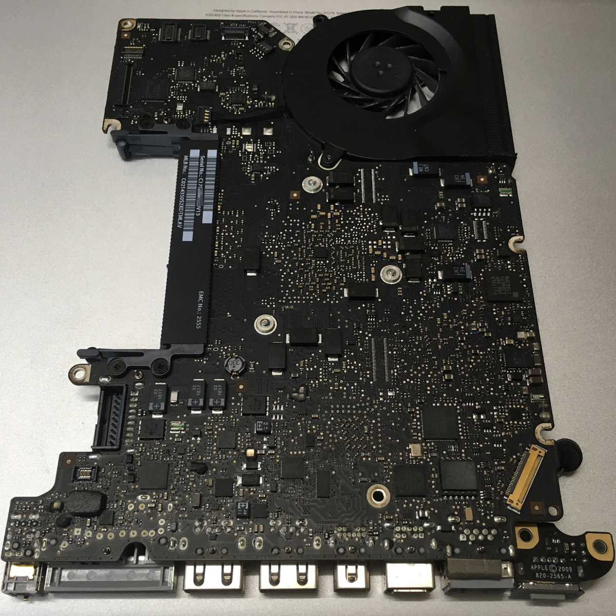◇起動可能 充電不能 ジャンク ロジックボード◇MacBook Pro 13inch 