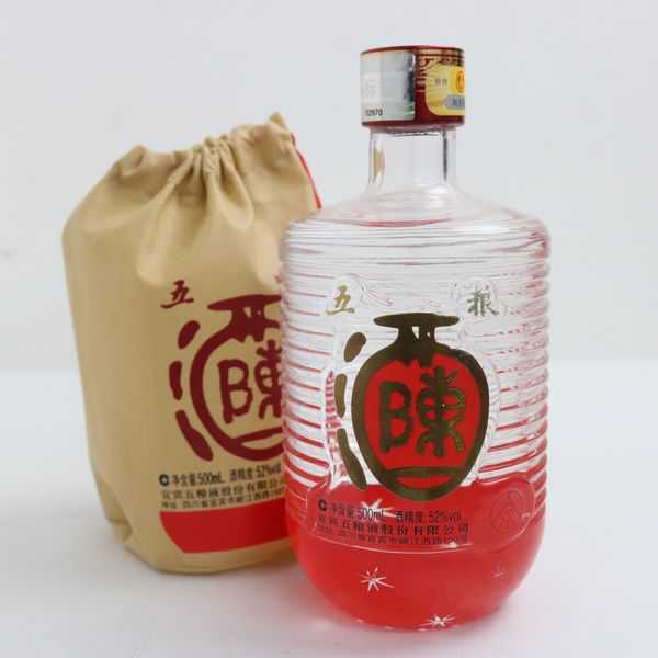 五粮液 52度 500ml 中国酒 : (ごりょうえき) 透明瓶 ゴリョウエキ