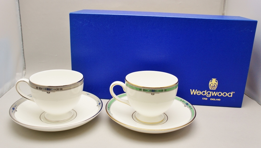 wedgwood カップ&ソーサー 2客 ジェイド&アムハースト 箱あり wedgwood カップ&ソーサー 2客 ジェイド&アムハースト 箱あり