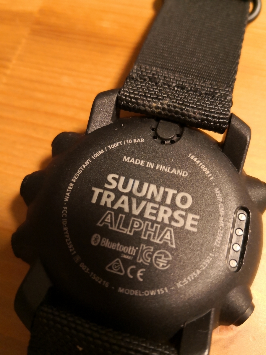 美品】SUUNTO TRAVERSE ALPHA (スント トラバース アルファ) スマート