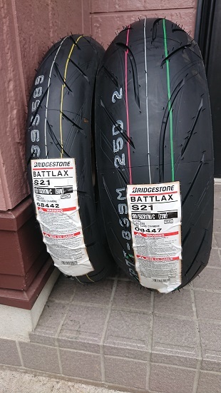 ブリヂストン BATTLAX S21 120/70ZR17 190/50ZR17 前後セット バ