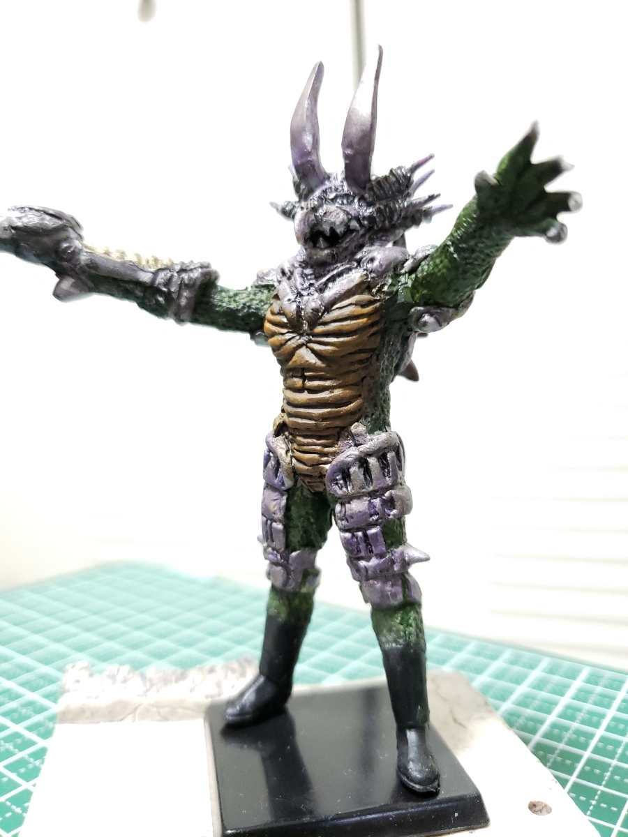 HGサイズ 仮面ライダーBLACK RX　ゲドリアン　改造 リペイント 完成品 HG 仮面ライダーBLACK RX グランザイラス 改造リペイント完成品の入札