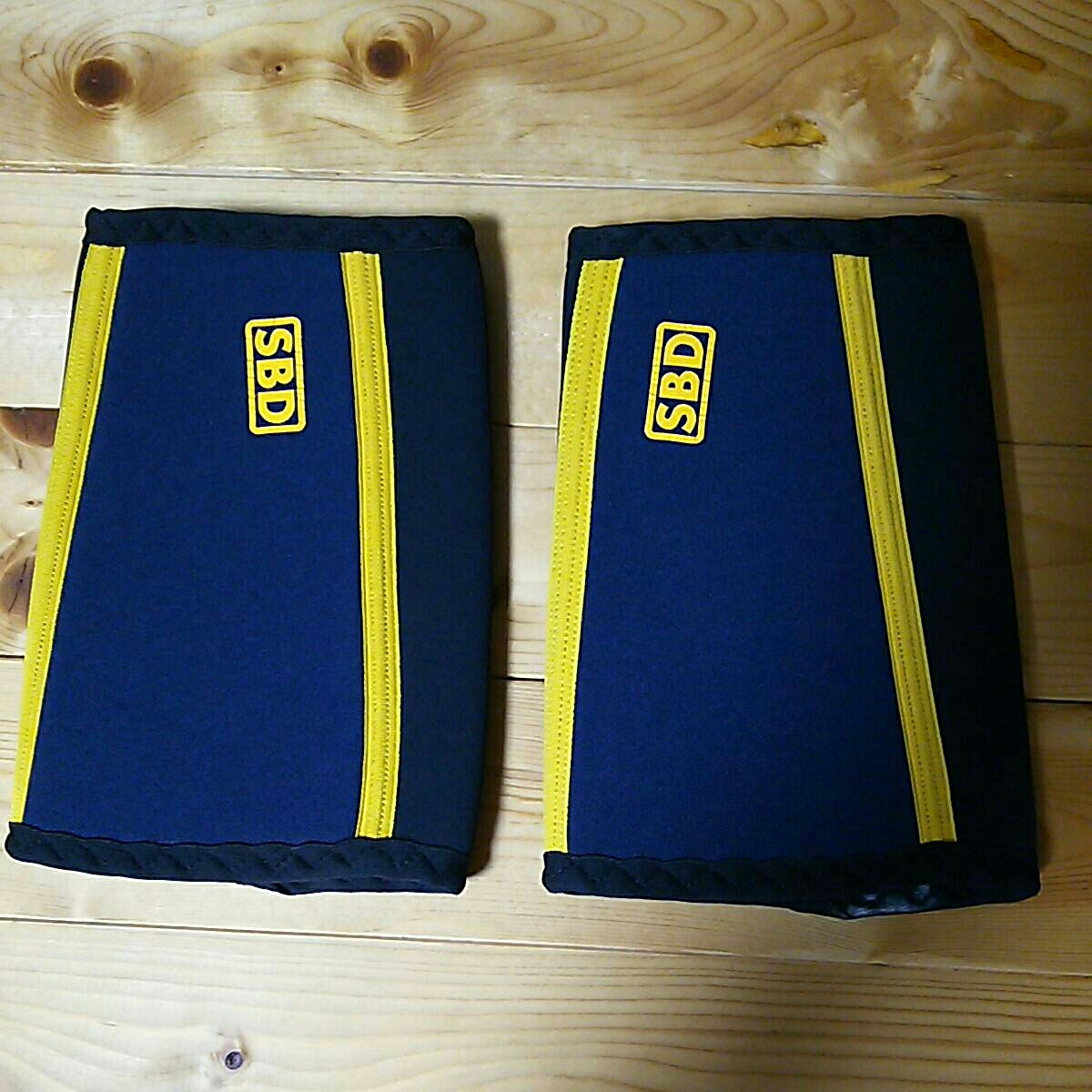 【限定カラー 】SBD エルボースリーブ ベンチプレス カネキン