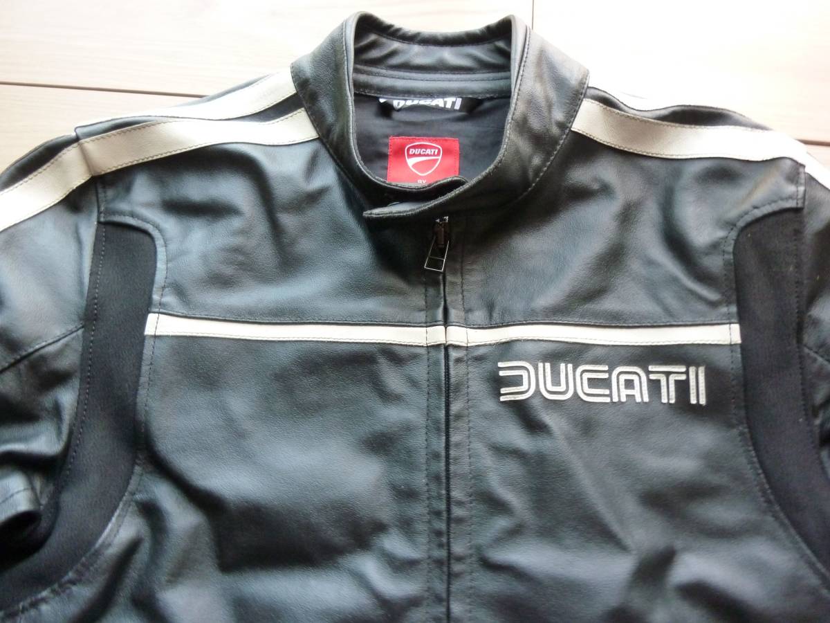 美品 DUCATI ダイネーゼ 立ち襟 本革 レザーライディングジャケット 50 DAINESEダイネーゼ RACING パンチングレザージャケット46 M相当