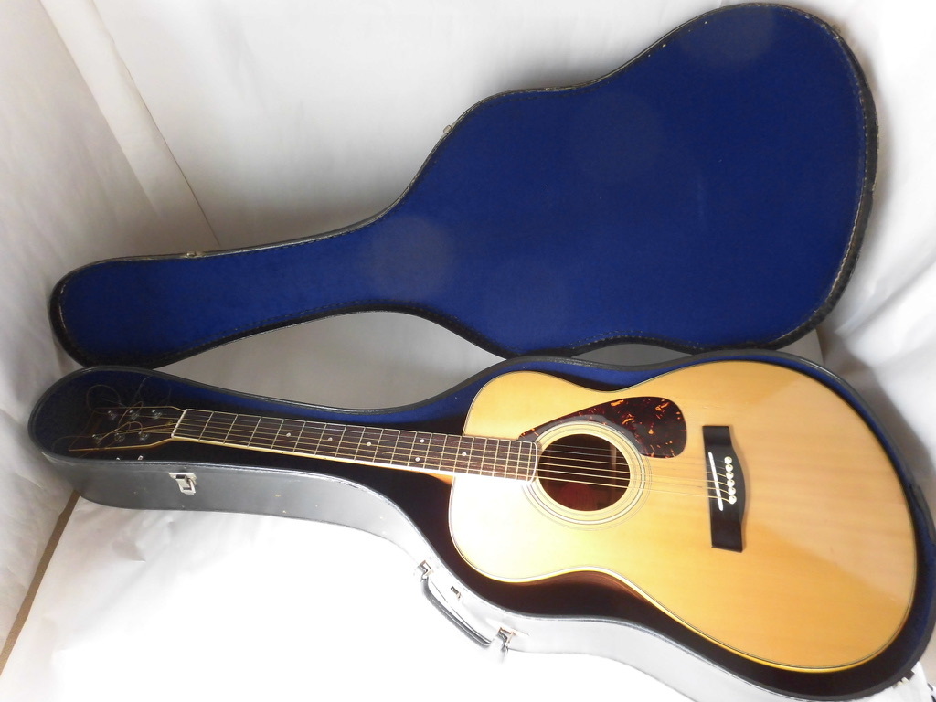 YAMAHA FG-252 アコースティックギター 日本製 ハードケース付き ✨良