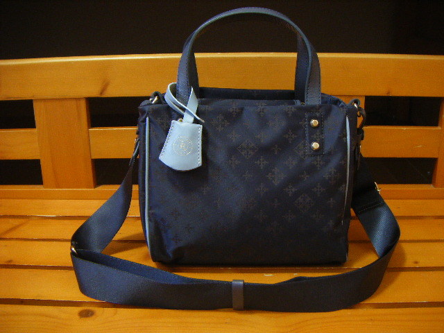 【HOT】 極 ラシット レザーチャーム付2wayショルダーバッグ パープルブラウン(ラシット)｜売買されたオークション情報、yahooの商品情報をアーカイブ公開 - オークファン ラシット