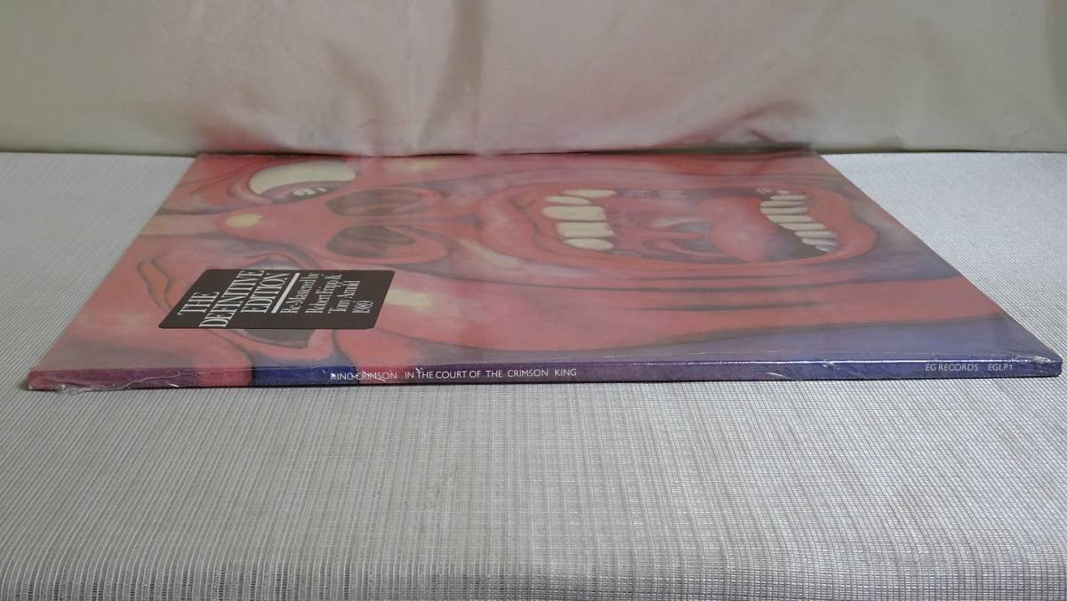★US原盤！THE DEFINITIVE EDITION/Re-Mastered by ROBERT FRIPP/TONY ARNOLD★KING CRIMSON★宮殿 シールド未開封ＬＰ!! _3