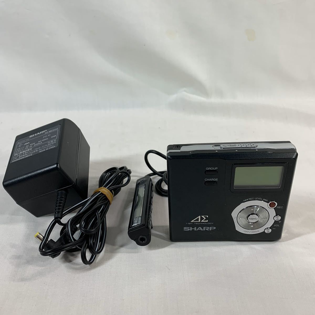 シャープ ポータブルMDレコーダー ブラック アウヴィ MD-DR77-B