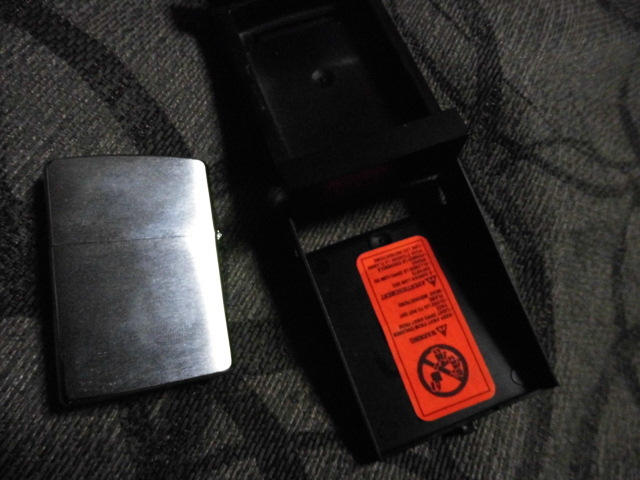 ZIPPO カナダ カナダ国旗 カナダ製 ZIPPO（ジッポー） ライター ジッポー メルカリ l*j様 スリム オイルライター - メープルリーフ (ジッポー) 1992年製 フィリピン