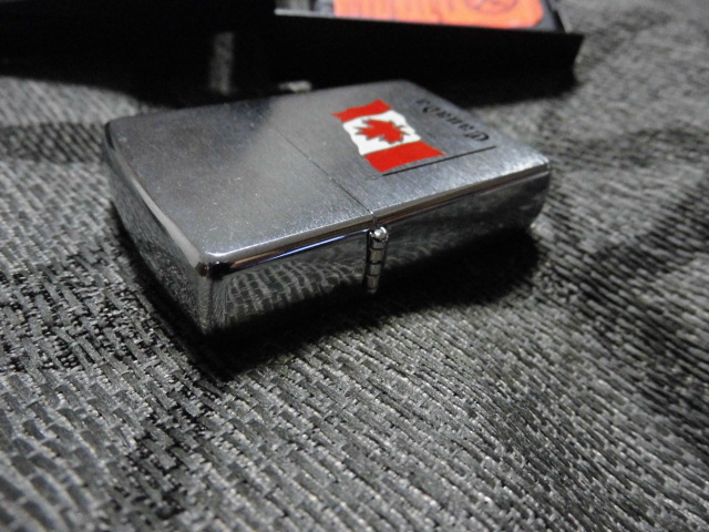 ZIPPO カナダ カナダ国旗 カナダ製 ZIPPO（ジッポー） ライター ジッポー メルカリ l*j様 スリム オイルライター - メープルリーフ (ジッポー) 1992年製 フィリピン