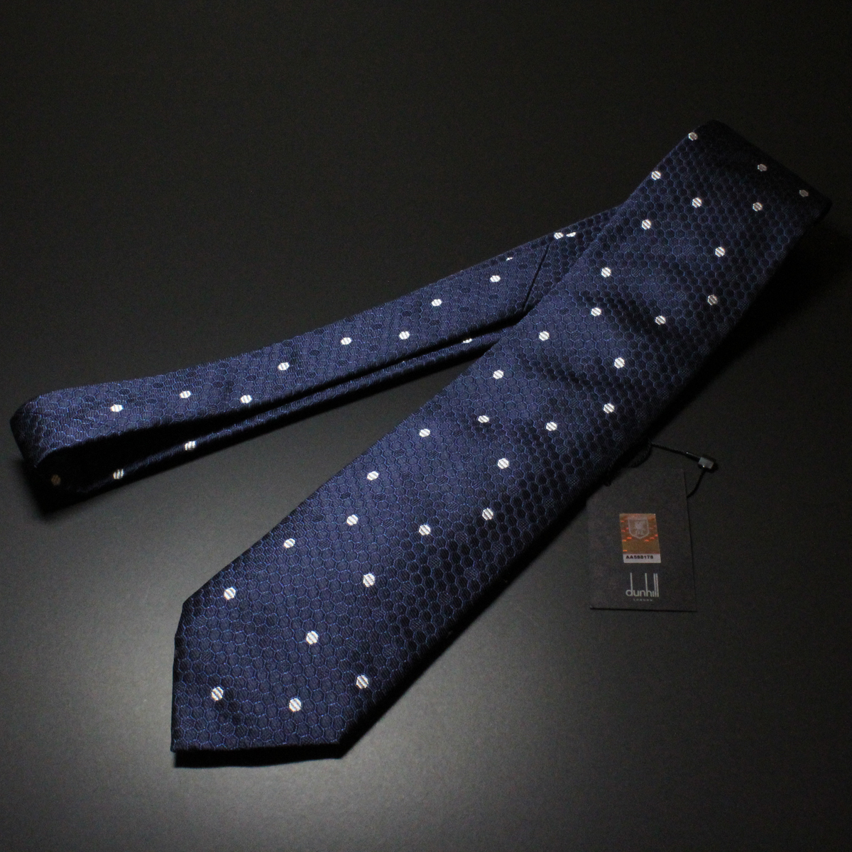 8439◆DUNHILLダンヒル◆ネクタイ◆JFAサッカー日本代表2018サムライブルー勝負服◆定価22,000円◆ネイビードット◆イタリア製◆新品