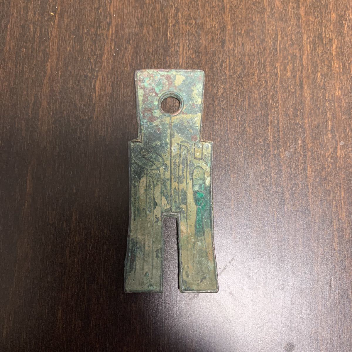 数量限定，品質保証 中国古銭 古文銭 貸布 刀幣 重量約15.7g 銅貨(その他)｜売買されたオークション情報、yahooの商品情報をアーカイブ公開 - オークファン その他