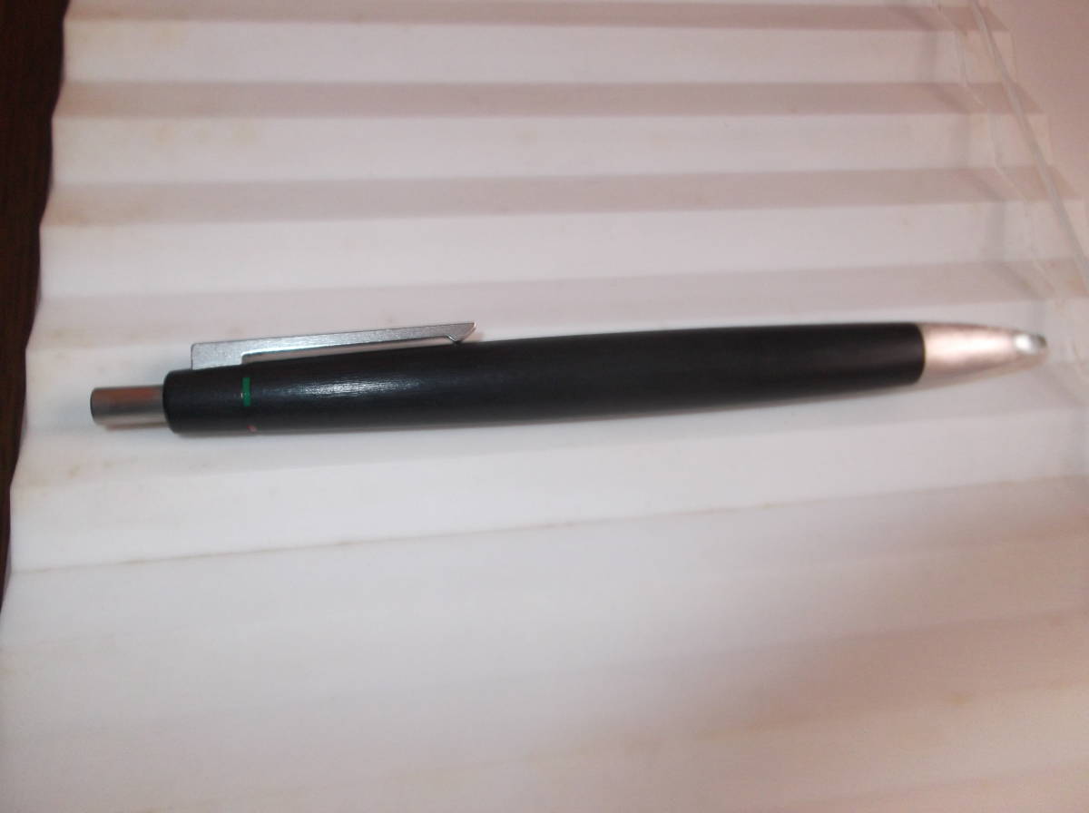 □□LAMY 4PEN ドイツ・ラミー社4色ボールペン